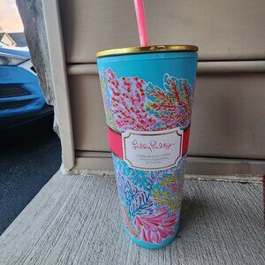 New in box Lilly Pulitzer water tumbler